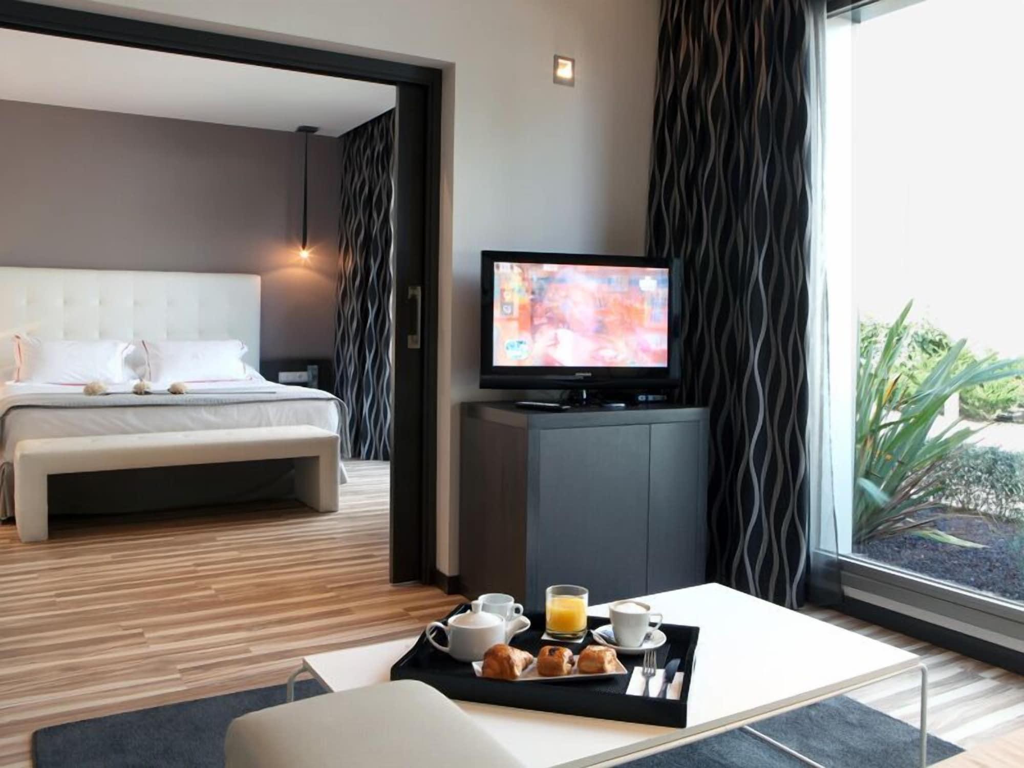 Eurostars Arenas De Pinto Hotel Екстериор снимка