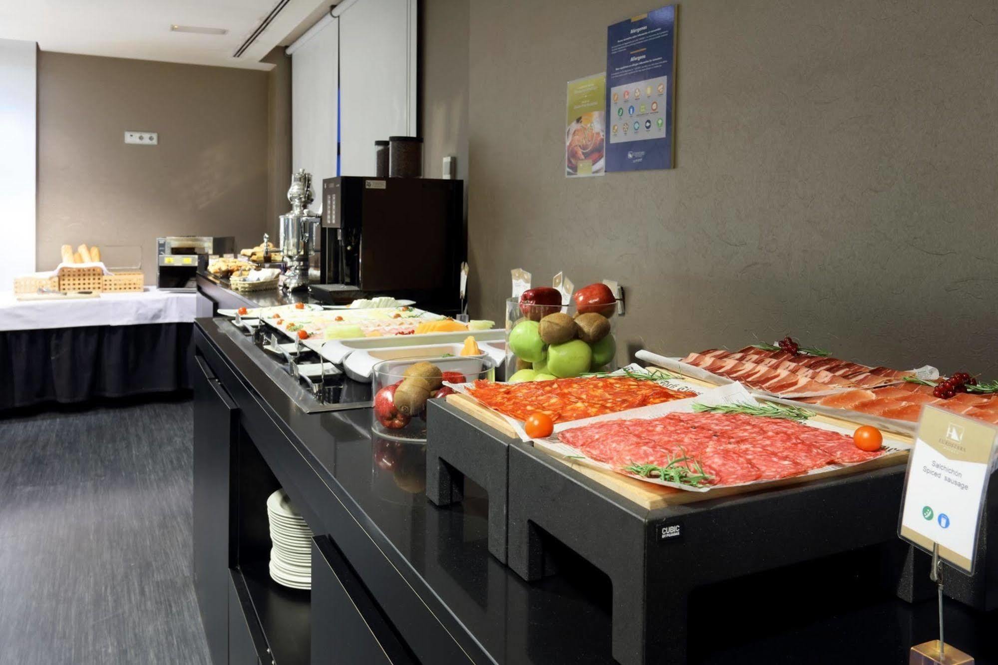 Eurostars Arenas De Pinto Hotel Екстериор снимка